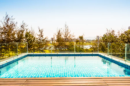 Cost of Glass Pool Fence Repair in Haines City, FL